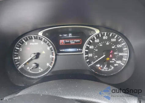 2018 Nissan Pathfinder Sv из США, поврежденный, VIN 5N1DR2MM6JC641469